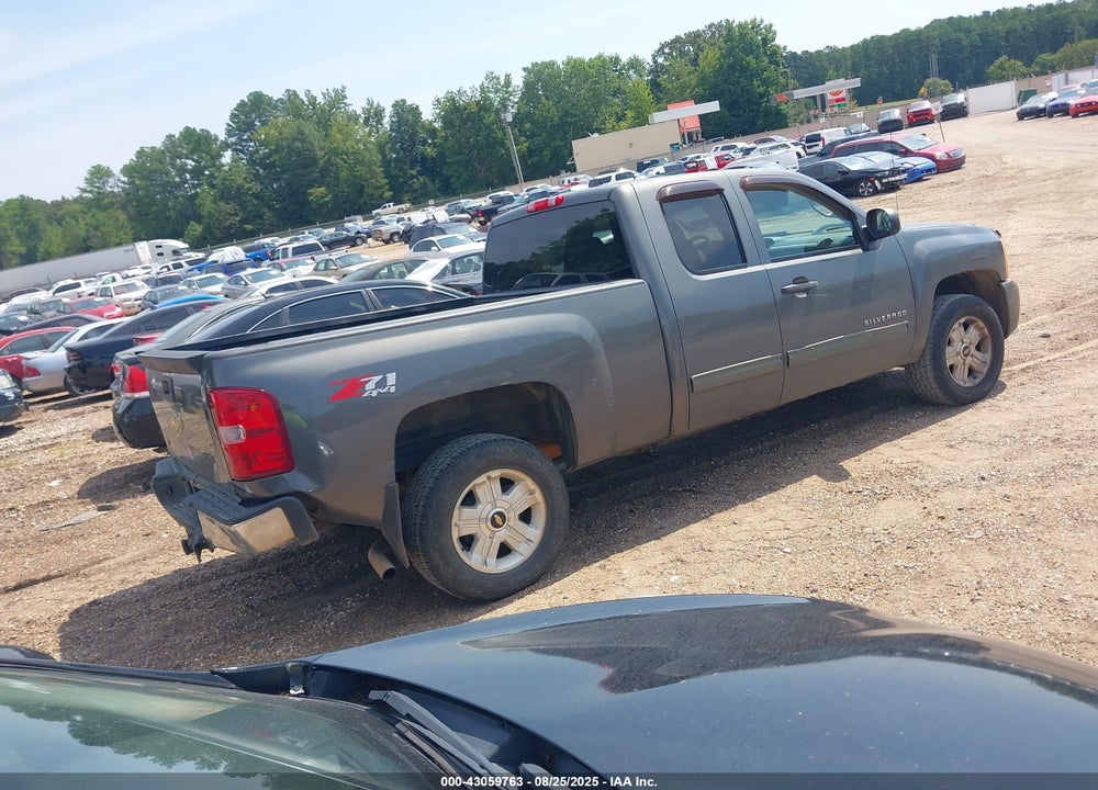 2011 CHEVROLET SILVERADO 1500 VIN: 1GCRKSE31BZ202196