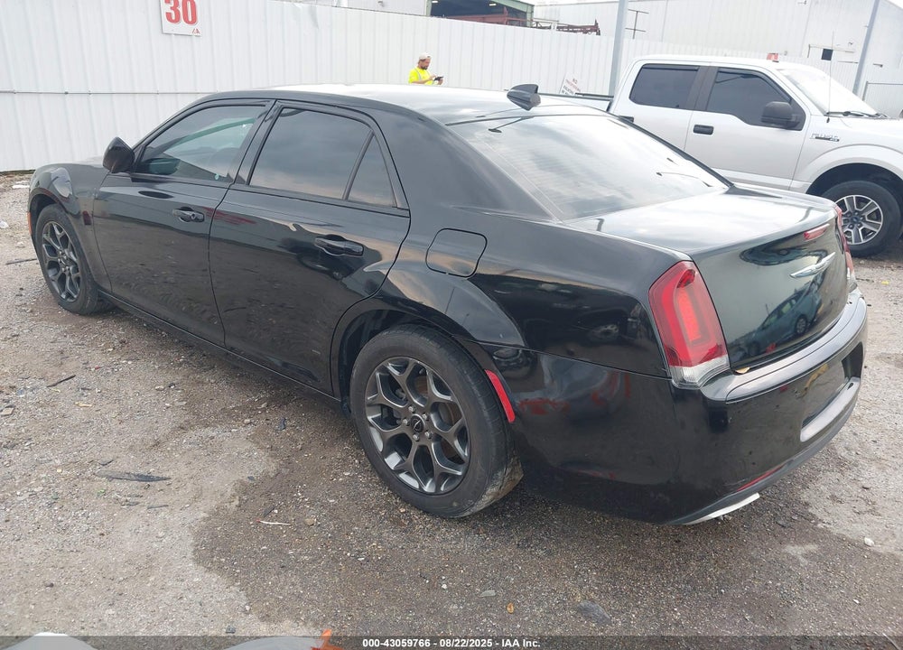 2016 CHRYSLER 300 VIN: 2C3CCAGG5GH304951