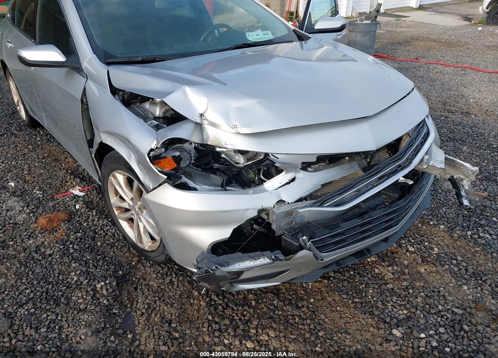 2018 CHEVROLET MALIBU VIN: 1G1ZD5ST5JF130069