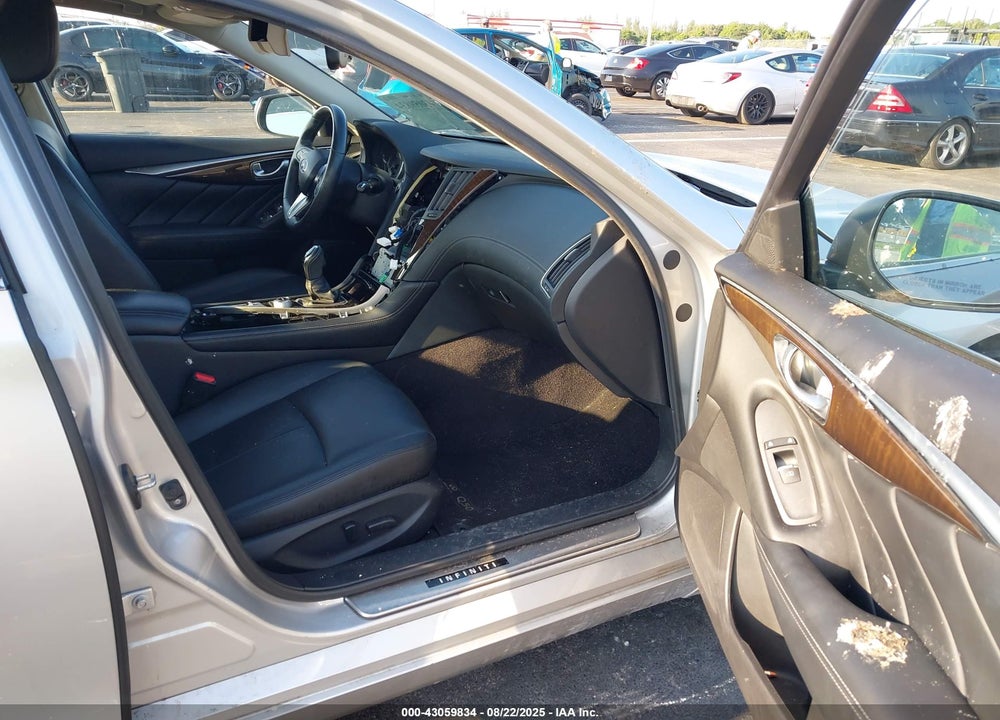 2019 INFINITI Q50 3.0T LUXE VIN: JN1EV7AP3KM516573