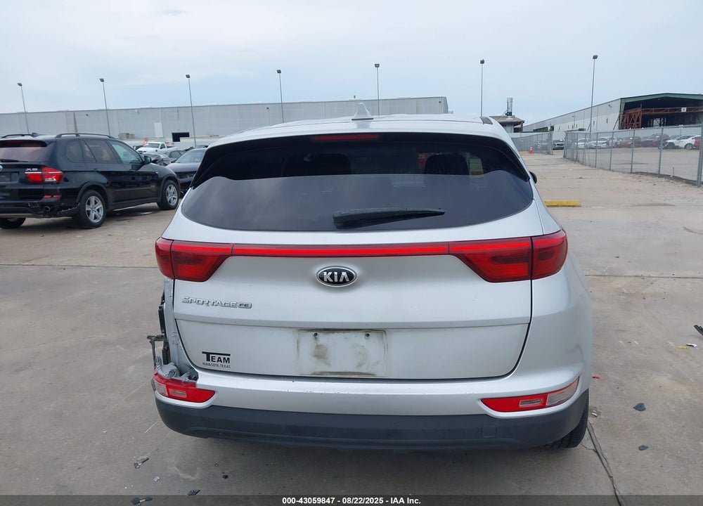 2018 KIA SPORTAGE LX VIN: KNDPM3AC2J7341244