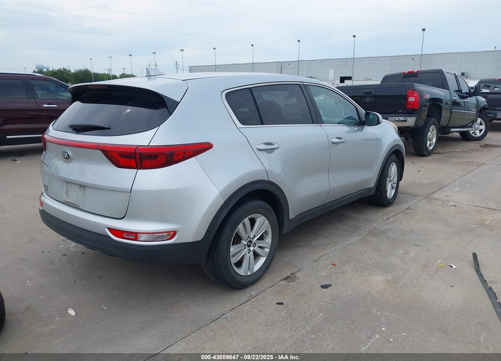 2018 KIA SPORTAGE LX VIN: KNDPM3AC2J7341244