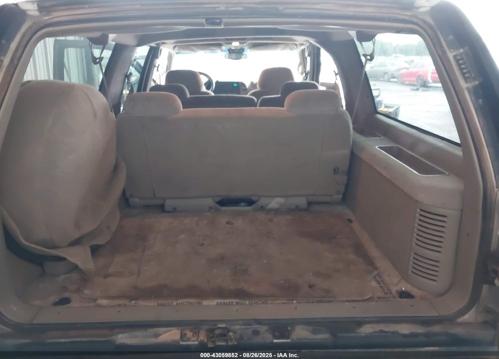 1999 GMC SUBURBAN 1500 SLT CMI VIN: 3GKEC16R9XG535931