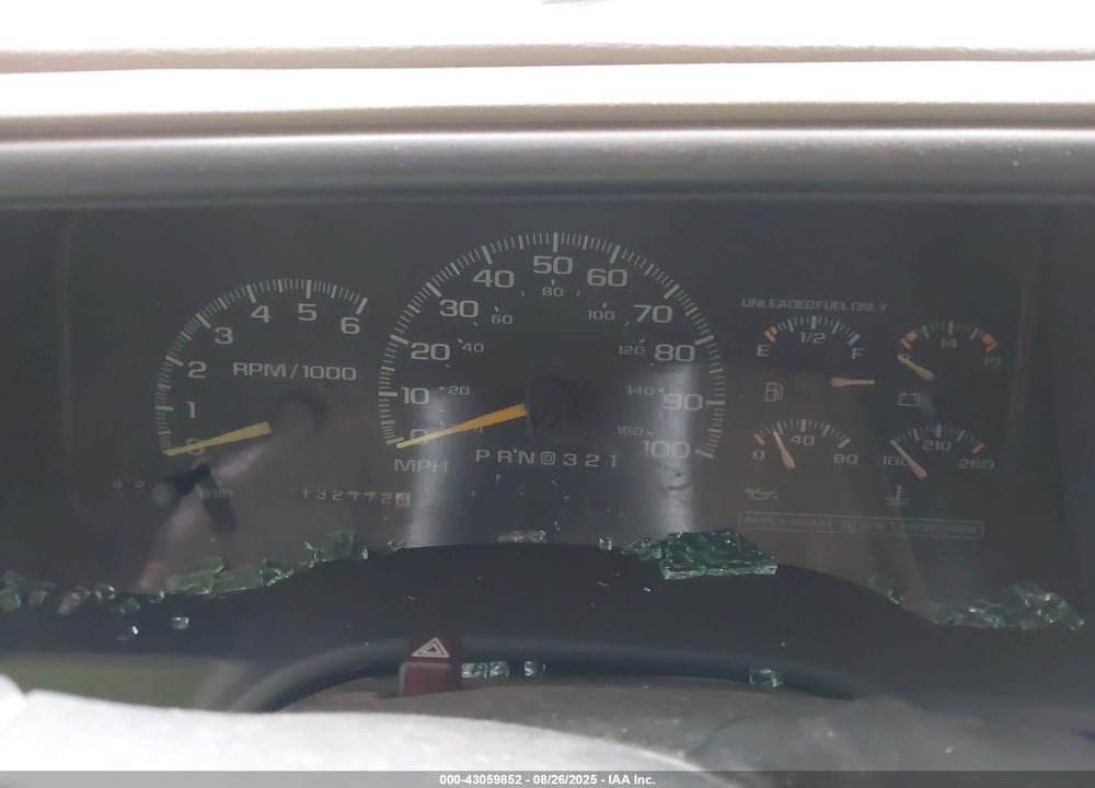 1999 GMC SUBURBAN 1500 SLT CMI VIN: 3GKEC16R9XG535931