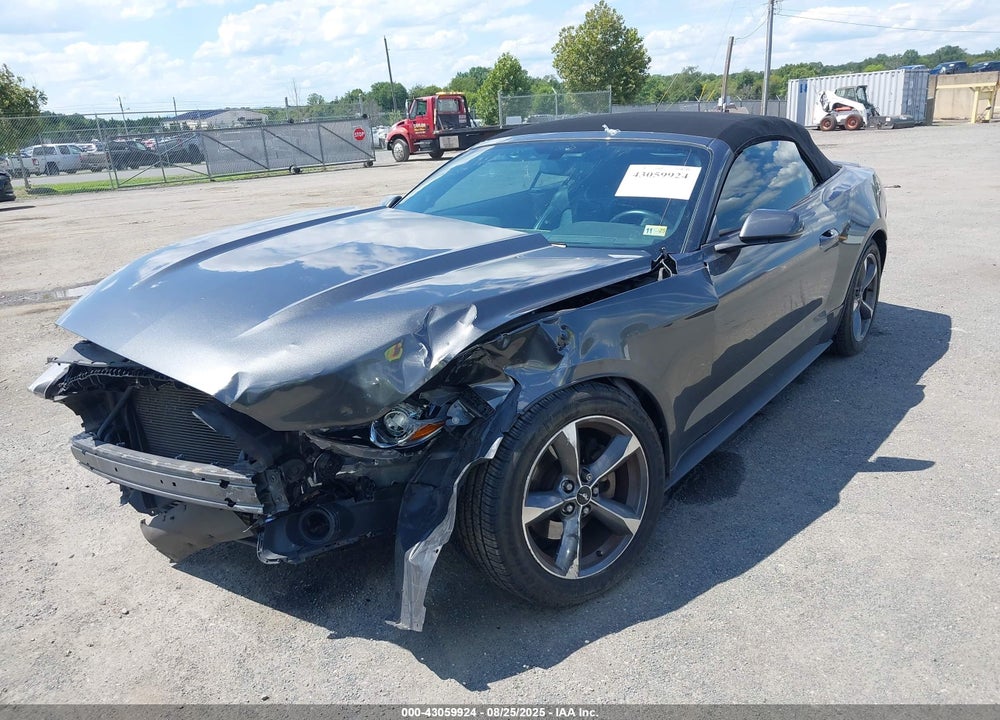 2015 FORD MUSTANG VIN: 1FATP8UH1F5365389