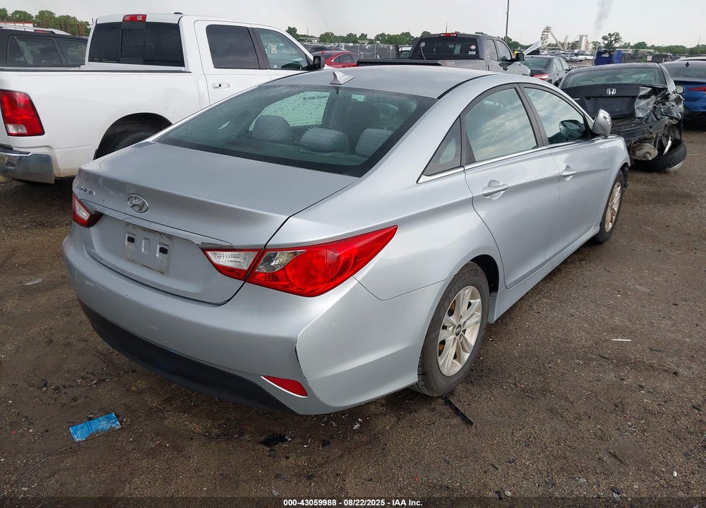 2014 HYUNDAI SONATA VIN: 5NPEB4AC9EH880397