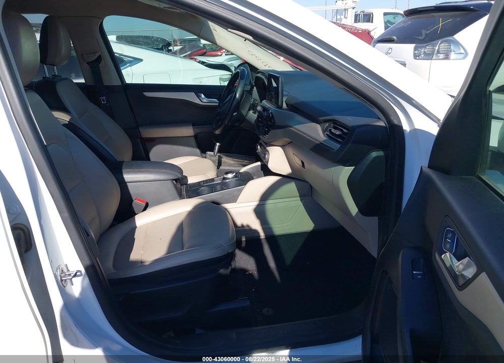 2020 FORD ESCAPE VIN: 1FMCU0H68LUA10147