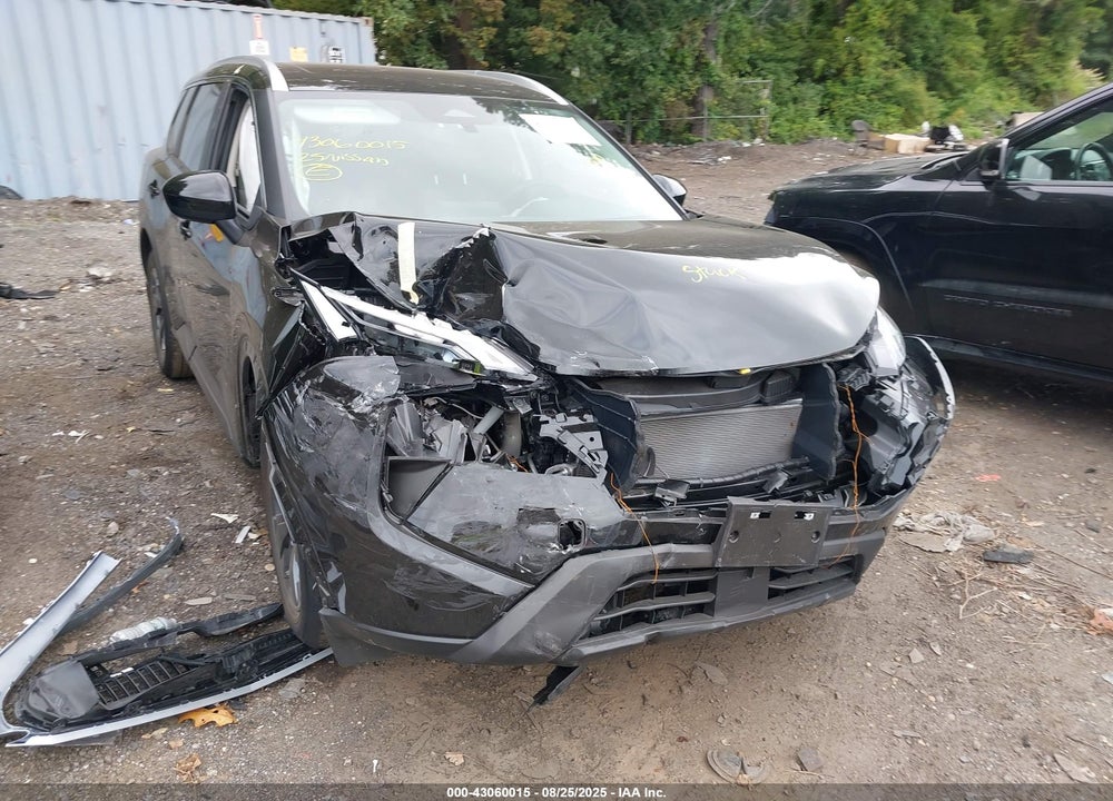 2025 NISSAN ROGUE VIN: JN8BT3BB1SW165849