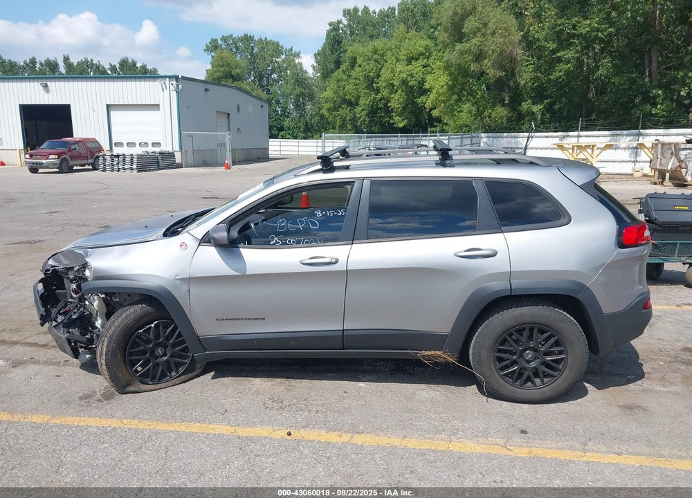 2017 JEEP CHEROKEE VIN: 1C4PJMBS7HW524319