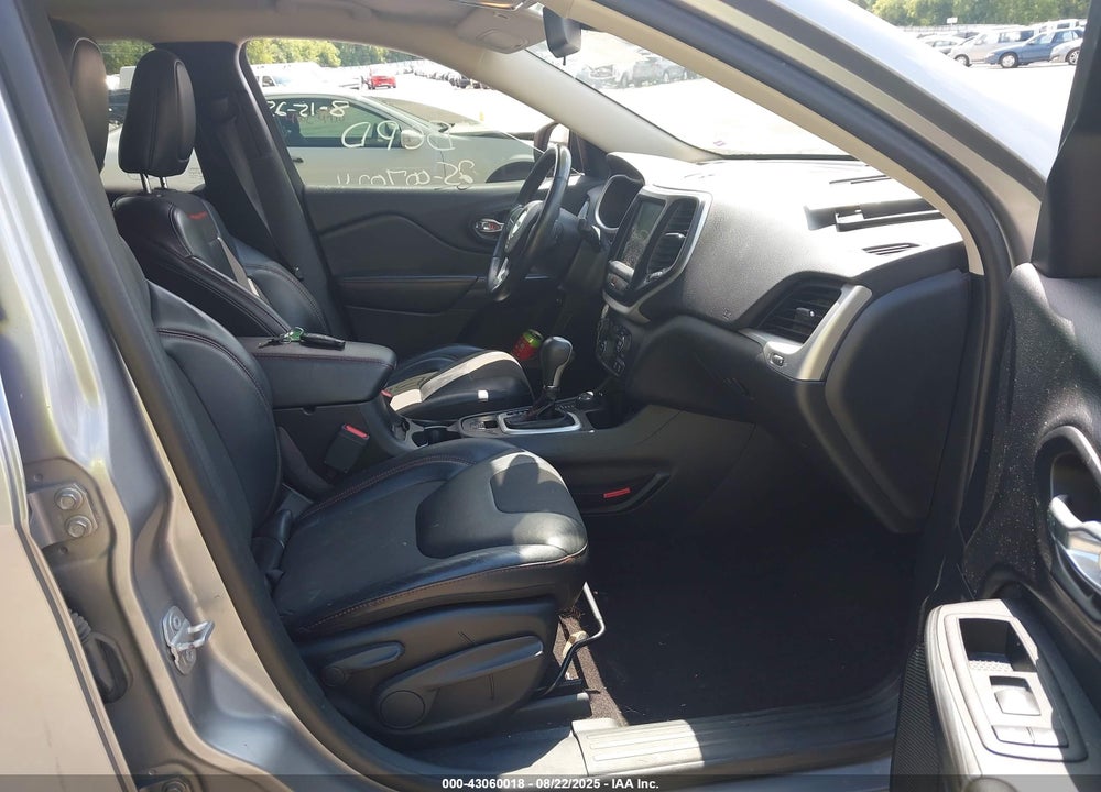 2017 JEEP CHEROKEE VIN: 1C4PJMBS7HW524319
