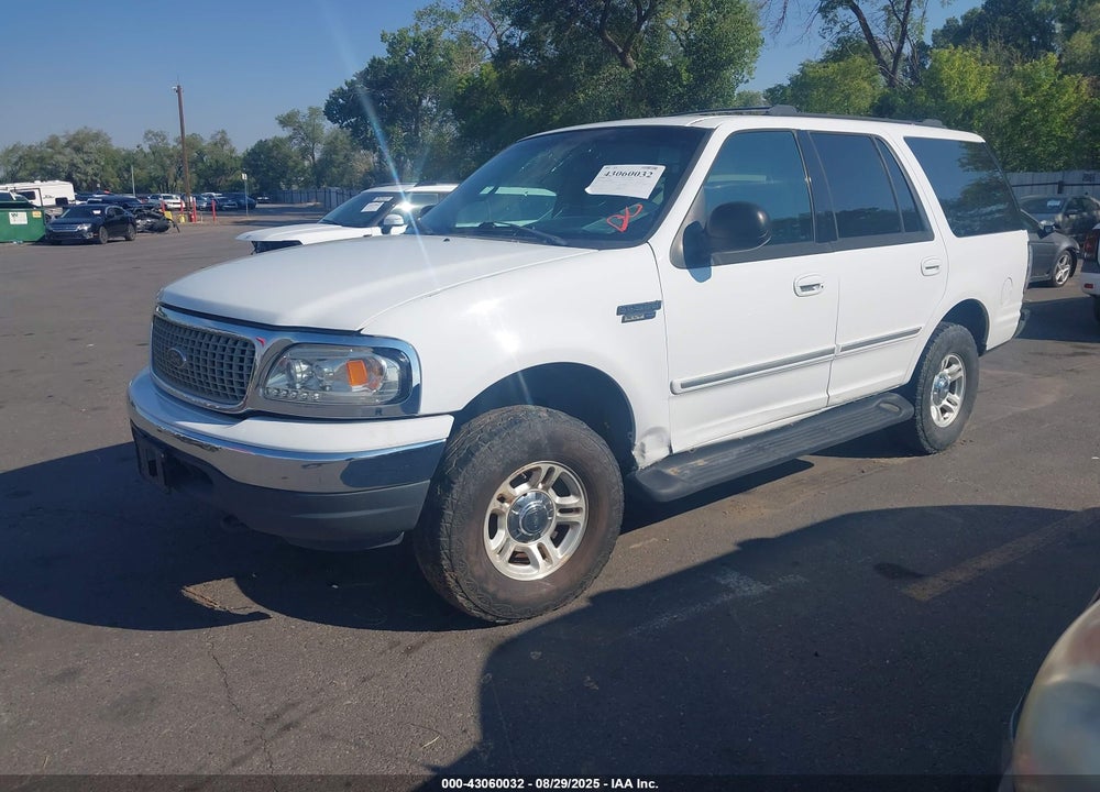 2001 FORD EXPEDITION XLT VIN: 1FMRU16W61LA66576