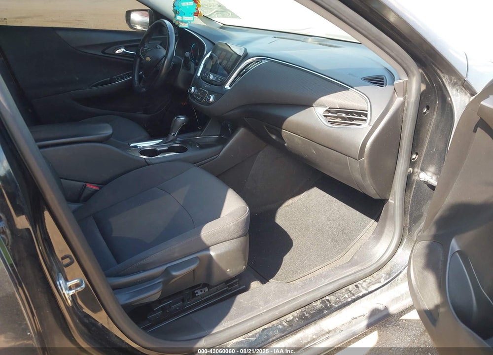 2018 CHEVROLET MALIBU VIN: 1G1ZD5ST7JF137380