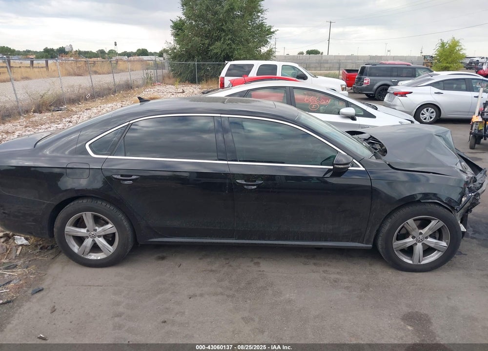 2012 VOLKSWAGEN PASSAT VIN: 1VWBP7A34CC041592