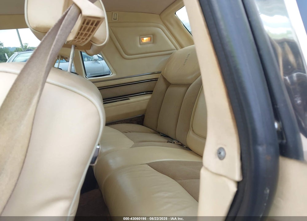 1983 LINCOLN MARK VI VIN: 1MRBP98F4DY699705
