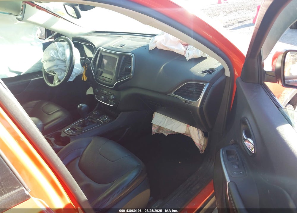 2021 JEEP CHEROKEE VIN: 1C4PJMMXXMD158435