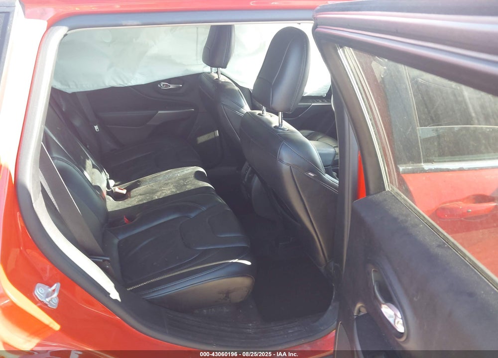 2021 JEEP CHEROKEE VIN: 1C4PJMMXXMD158435