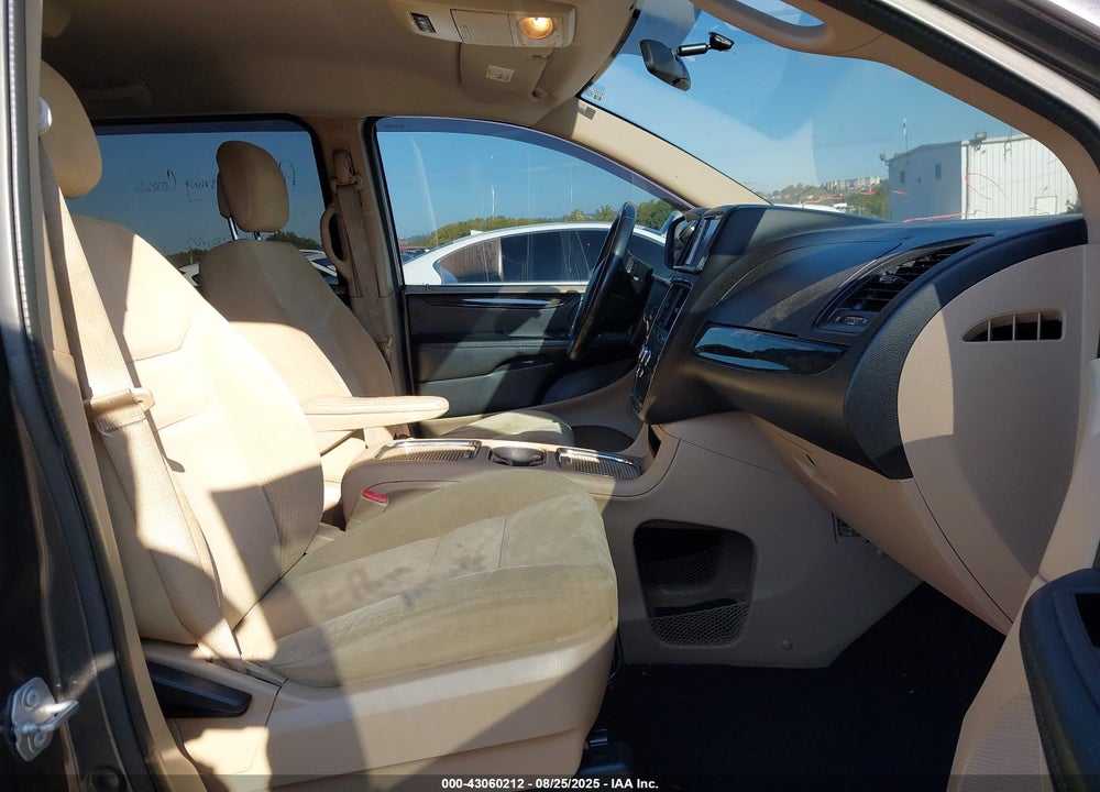2016 DODGE GRAND CARAVAN SXT VIN: 2C4RDGCG0GR322067