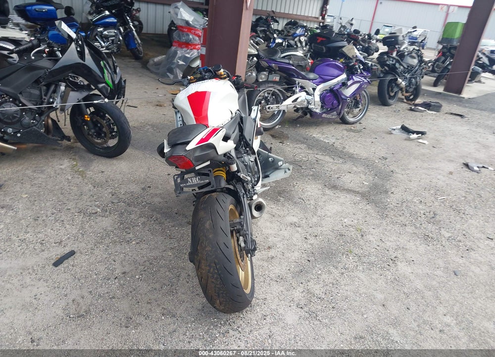 2022 YAMAHA YZFR7 VIN: JYARM38E1NA003208