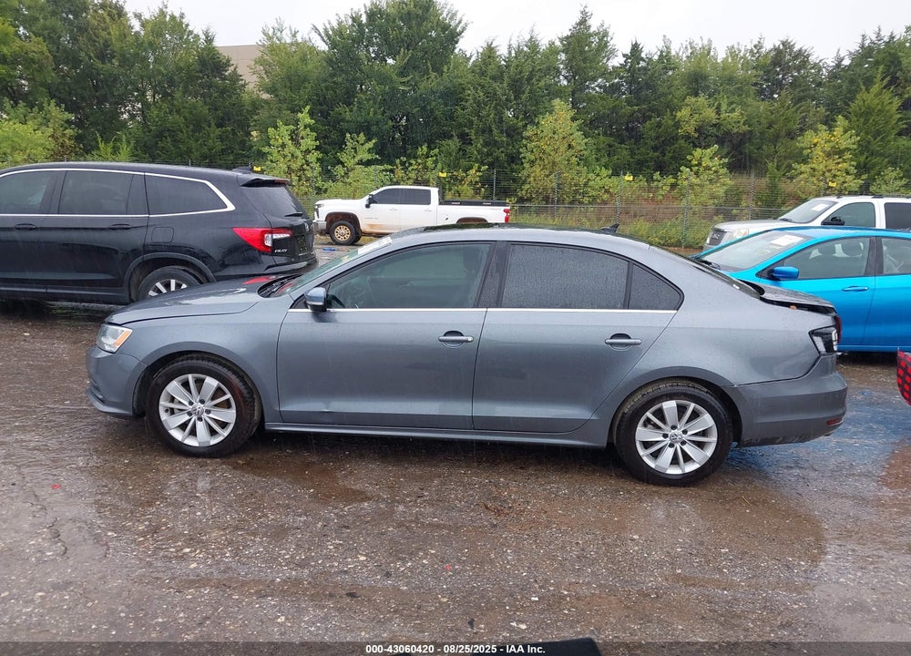 2016 VOLKSWAGEN JETTA VIN: 3VWD67AJ1GM209879