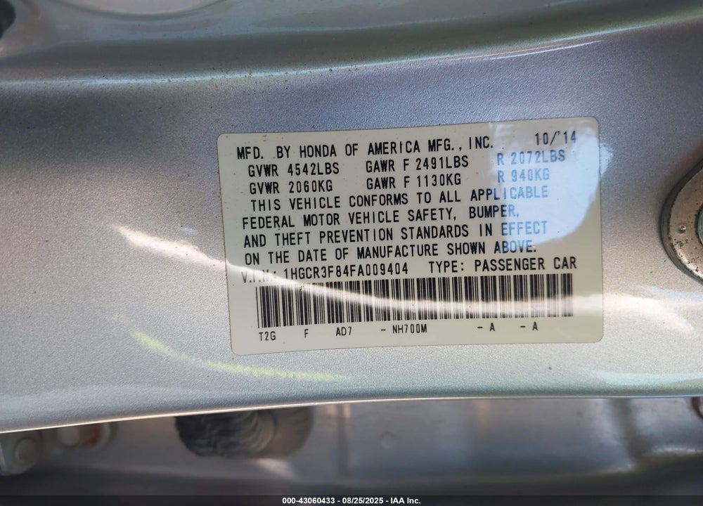2015 HONDA ACCORD VIN: 1HGCR3F84FA009404