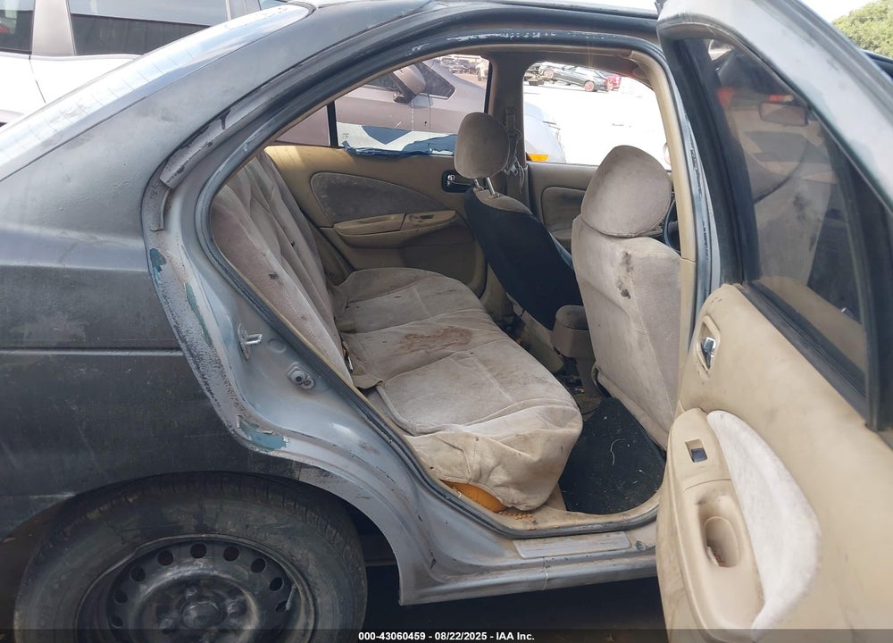 2000 NISSAN SENTRA GXE/XE VIN: 3N1CB51D0YL300113