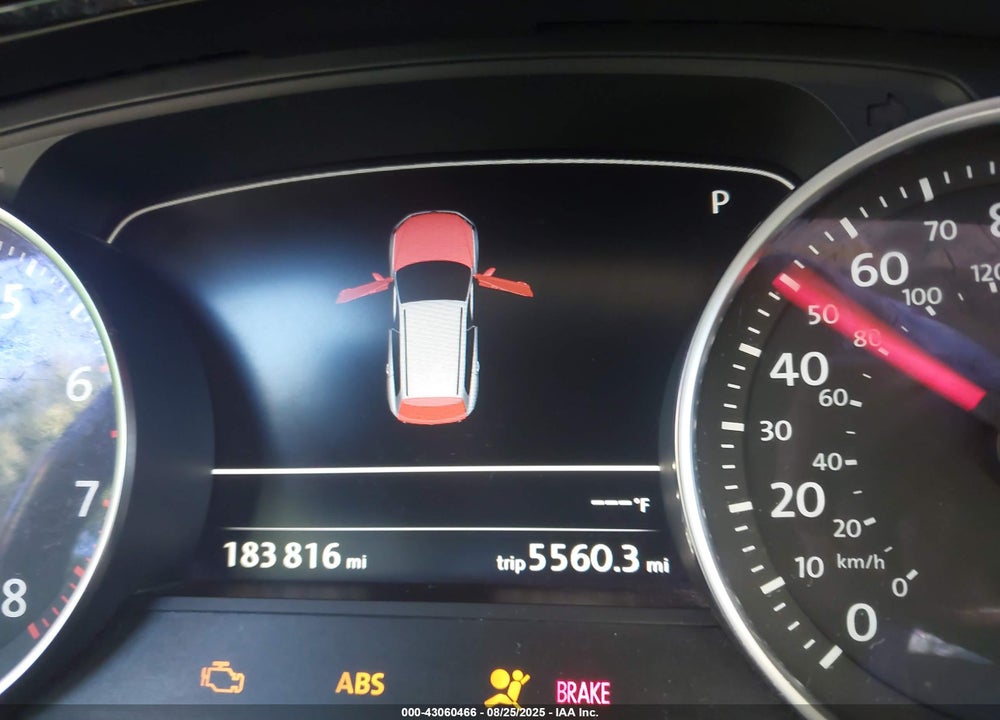 2014 VOLKSWAGEN TOUAREG VIN: WVGEF9BP7ED007770