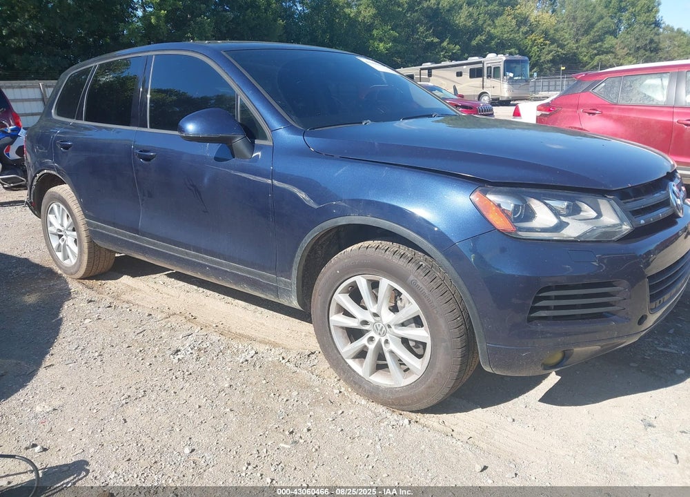 2014 VOLKSWAGEN TOUAREG VIN: WVGEF9BP7ED007770