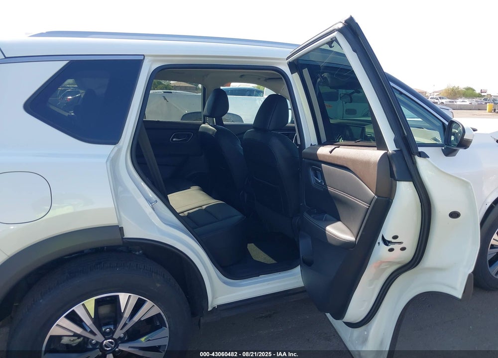 2021 NISSAN ROGUE VIN: 5N1AT3BAXMC746944