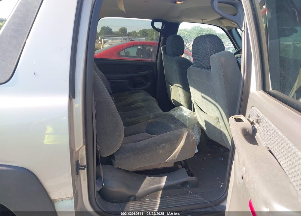 2004 CHEVROLET AVALANCHE 1500 VIN: 3GNEC12T64G141108