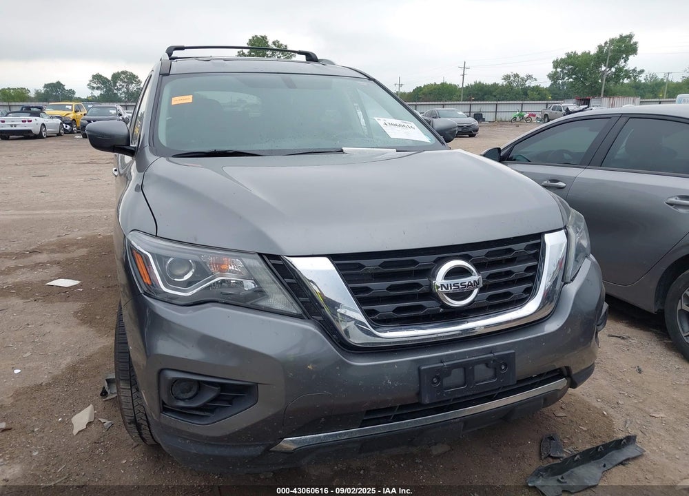 2018 NISSAN PATHFINDER VIN: 5N1DR2MM0JC619273