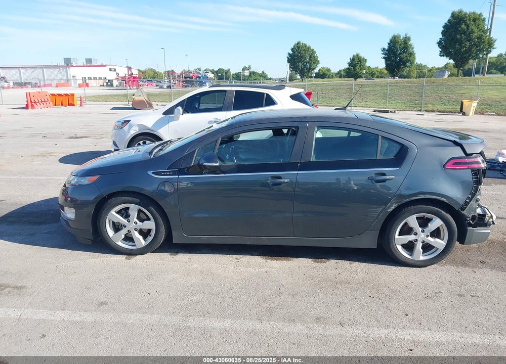 2013 CHEVROLET VOLT VIN: 1G1RB6E40DU143540