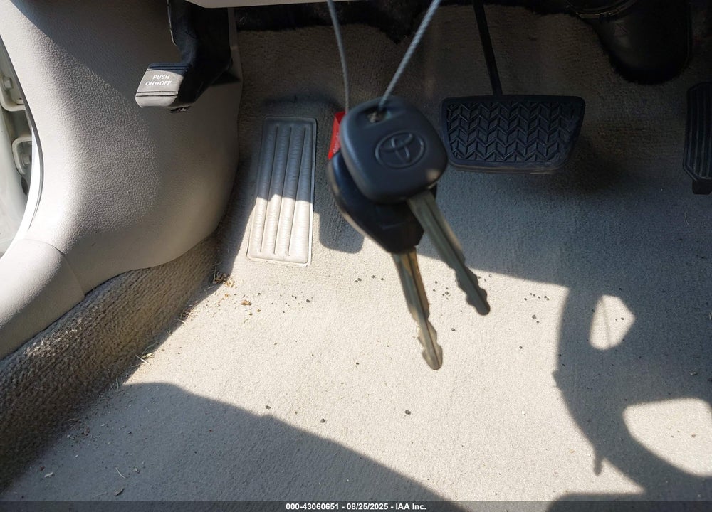 2010 TOYOTA CAMRY VIN: 4T4BF3EKXAR086030