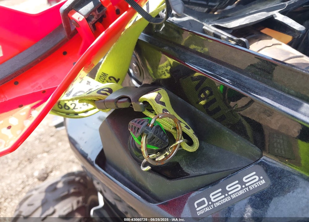2024 CAN-AM OUTLANDER X XC 1000R VIN: 3JBLXAX43RJ000063