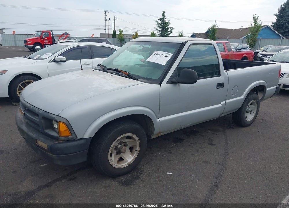 1996 CHEVROLET S TRUCK S10 VIN: 1GCCS1441T8113777