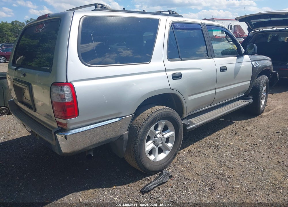 2000 TOYOTA 4RUNNER VIN: JT3GM84R6Y0063131