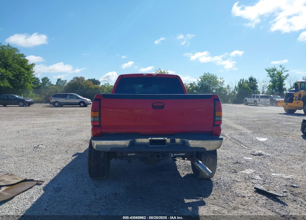 2004 GMC SIERRA 2500HD SLT VIN: 1GTHK23244F253105