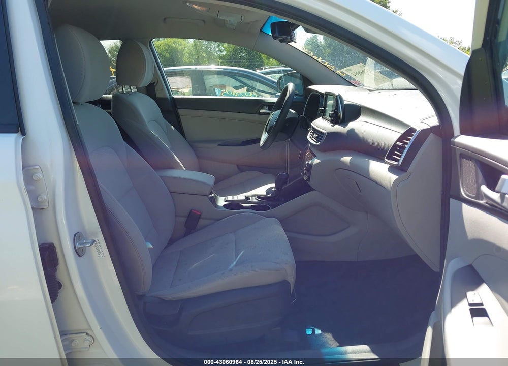 2019 HYUNDAI TUCSON VIN: KM8J3CALXKU880413