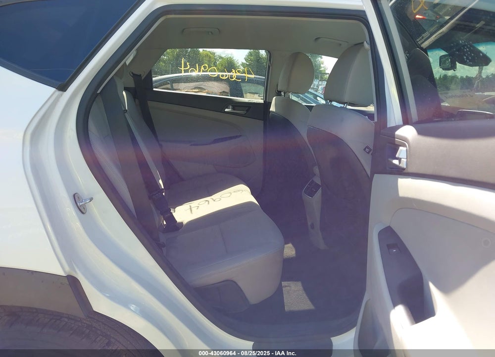 2019 HYUNDAI TUCSON VIN: KM8J3CALXKU880413