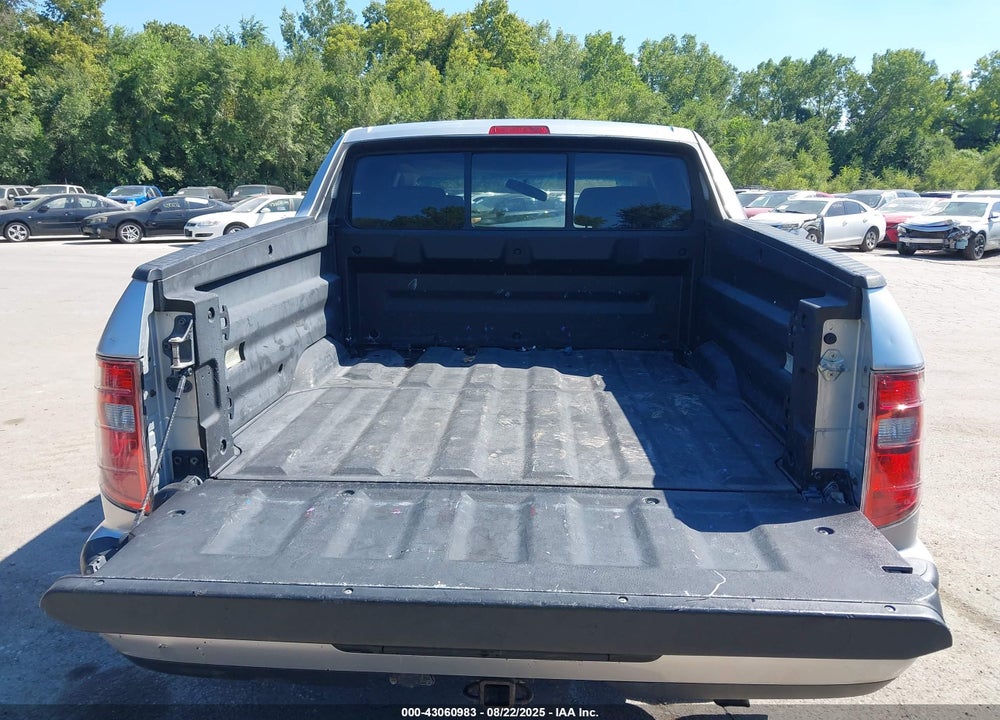 2011 HONDA RIDGELINE VIN: 5FPYK1F42BB451665