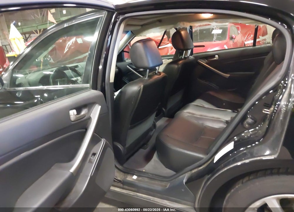 2003 INFINITI G35 LUXURY LEATHER VIN: JNKCV51E23M319935