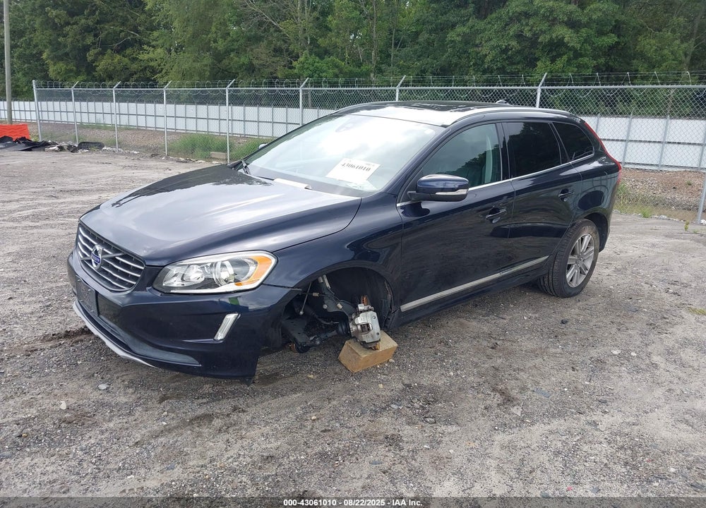 2017 VOLVO XC60 T5 INSCRIPTION VIN: YV440MDU4H2006502