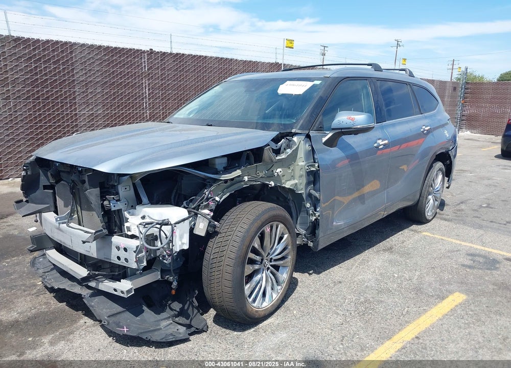 2023 TOYOTA HIGHLANDER VIN: 5TDKDRAH4PS023360