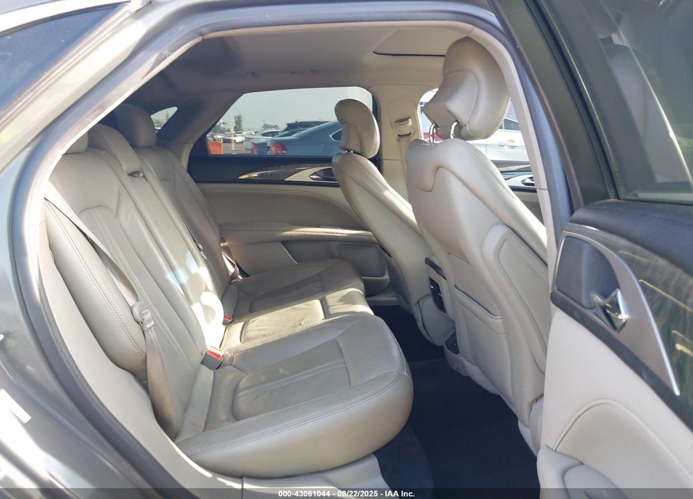 2017 LINCOLN MKZ HYBRID RESERVE VIN: 3LN6L5MU0HR634993