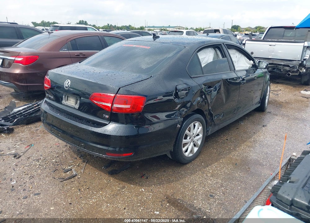 2015 VOLKSWAGEN JETTA VIN: 3VWD17AJ8FM219807