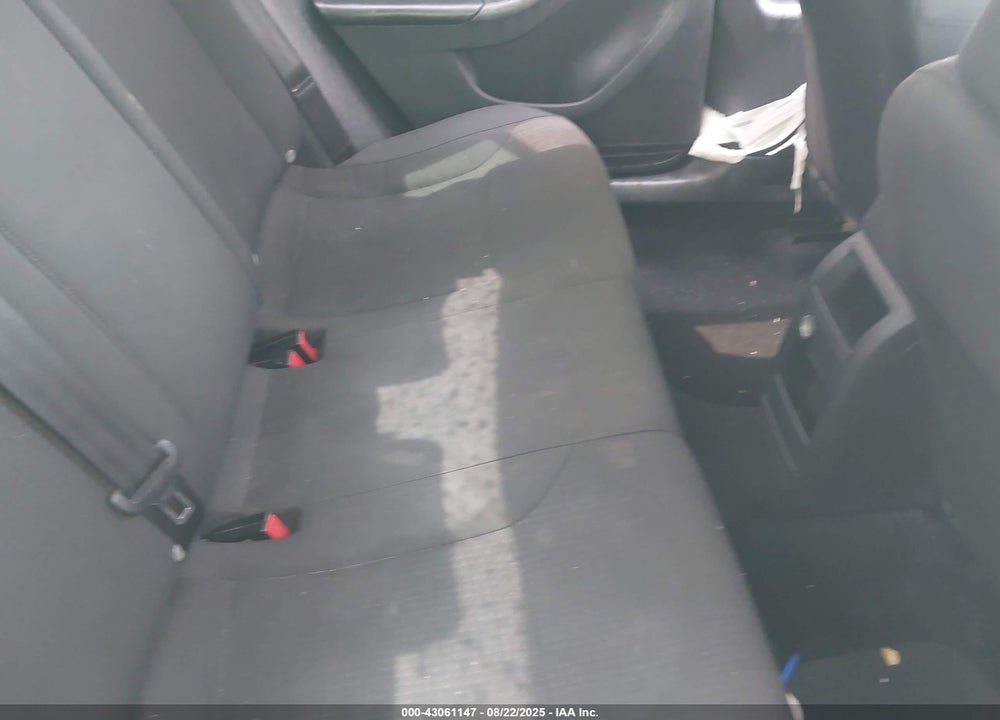 2015 VOLKSWAGEN JETTA VIN: 3VWD17AJ8FM219807