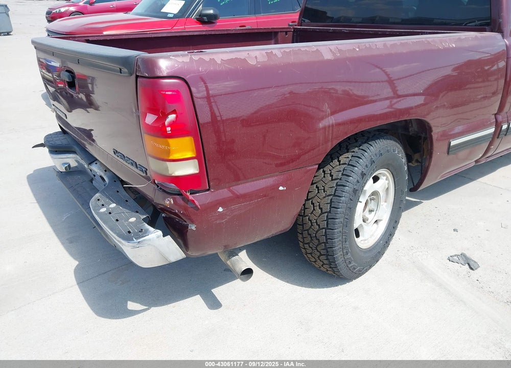 1999 CHEVROLET SILVERADO 1500 LS VIN: 2GCEC19T9X1124136