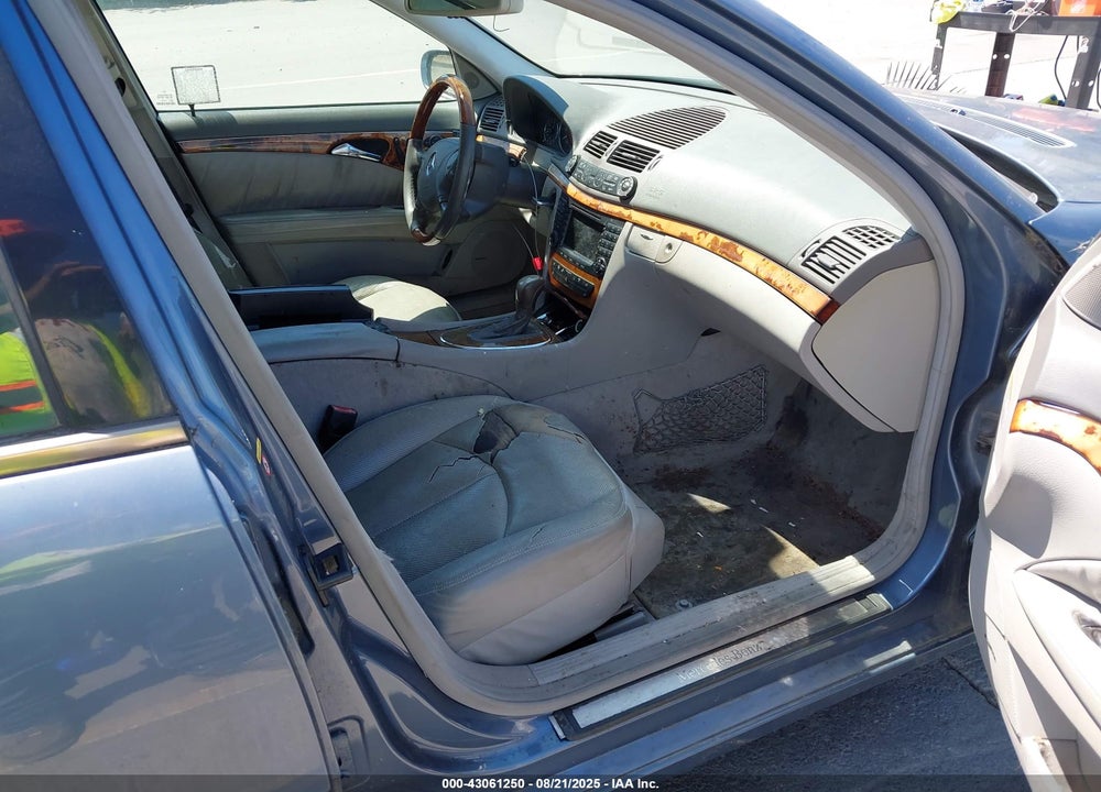 2004 MERCEDES-BENZ E 320 VIN: WDBUF65J74A555935