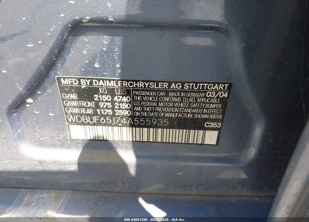 2004 MERCEDES-BENZ E 320 VIN: WDBUF65J74A555935
