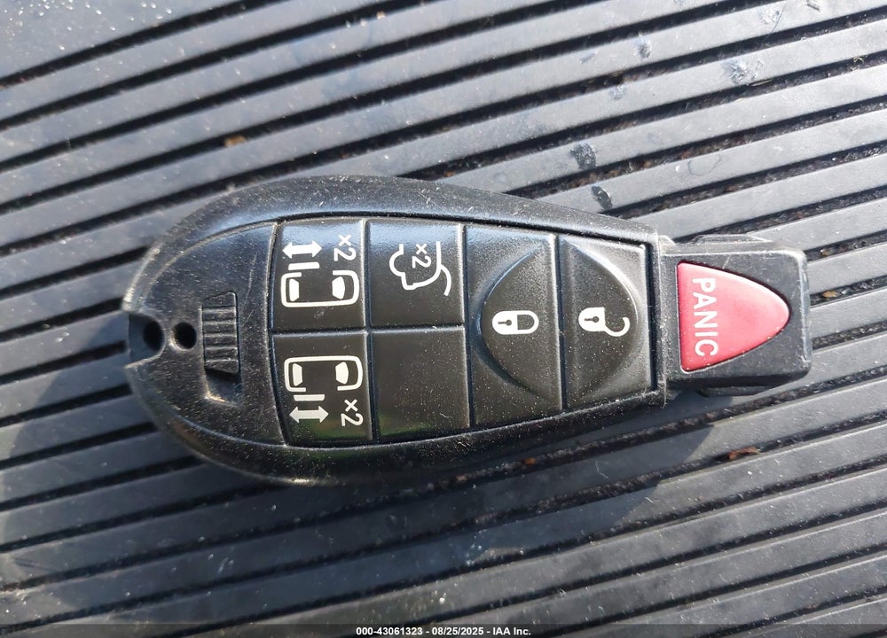 2014 DODGE GRAND CARAVAN SXT VIN: 2C4RDGCG0ER173804