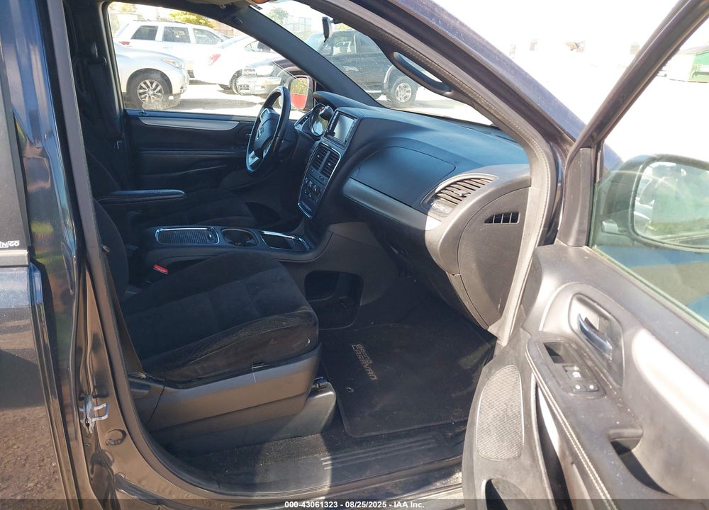 2014 DODGE GRAND CARAVAN SXT VIN: 2C4RDGCG0ER173804